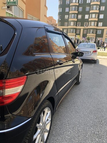 Mercedes B 170 2006, 144,000 km - 1.7 l - Bakı