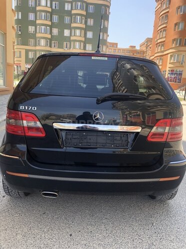 Mercedes B 170 2006, 144,000 km - 1.7 l - Bakı