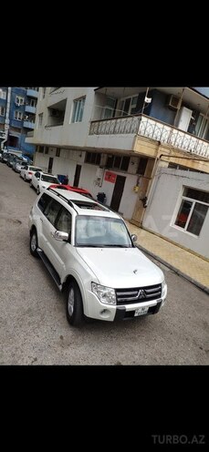 Mitsubishi Pajero 2008, 139,000 km - 3.0 l - Bakı