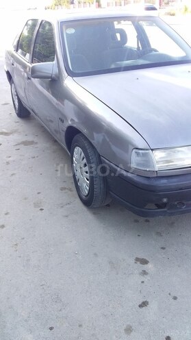 Opel Vectra 1991, 990,000 km - 2.0 l - Şirvan