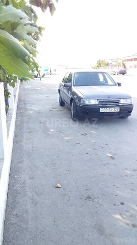 Opel Vectra 1991, 990,000 km - 2.0 l - Şirvan