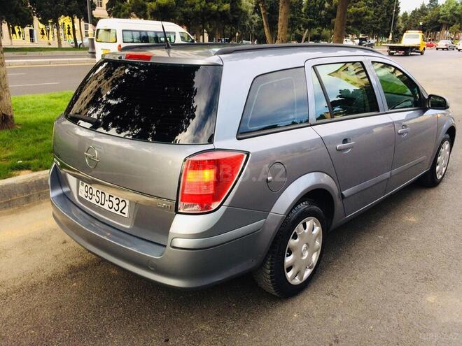 Opel Astra 2006, 195,000 km - 1.3 л - Bakı