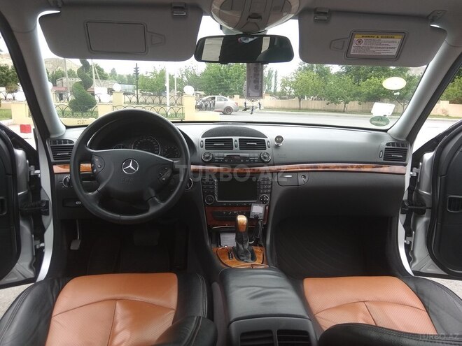Mercedes E 240 2002, 250,000 km - 2.6 l - Mingəçevir