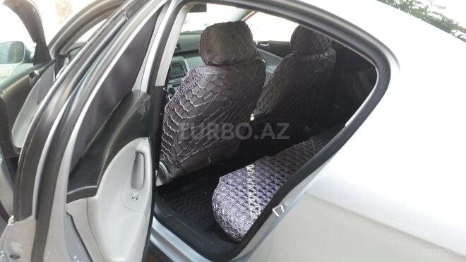Volkswagen Passat 2005, 205,000 km - 2.0 l - Gəncə