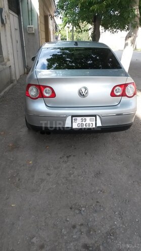 Volkswagen Passat 2005, 205,000 km - 2.0 l - Gəncə