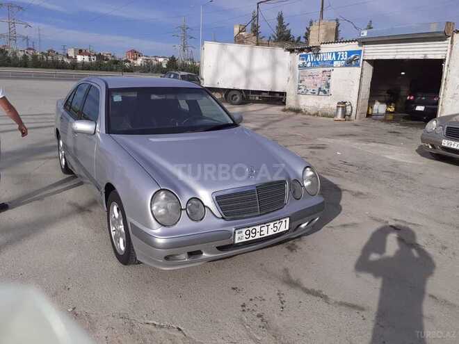 Mercedes E 220 2001, 440,000 km - 2.2 л - Bakı