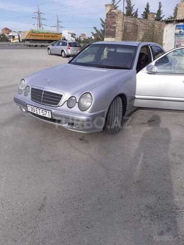 Mercedes E 220 2001, 440,000 km - 2.2 л - Bakı