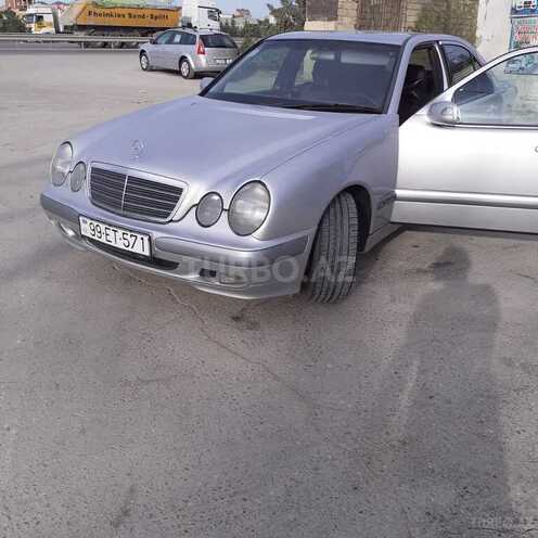 Mercedes E 220 2001, 440,000 km - 2.2 л - Bakı