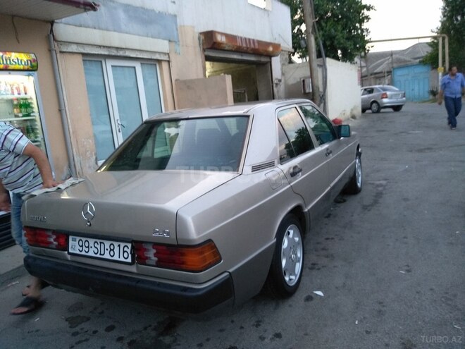 Mercedes 190 1992, 322,431 km - 2.0 l - Bakı