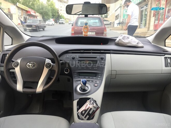 Toyota Prius 2010, 170,000 km - 1.8 л - Bakı