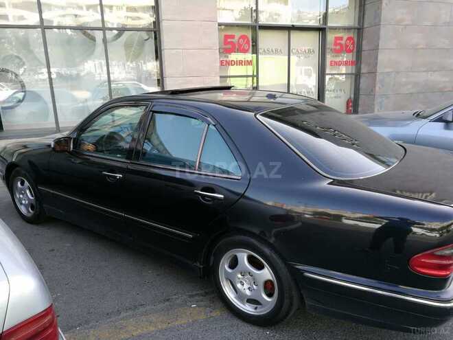 Mercedes E 270 2001, 420,000 km - 2.7 l - Bakı