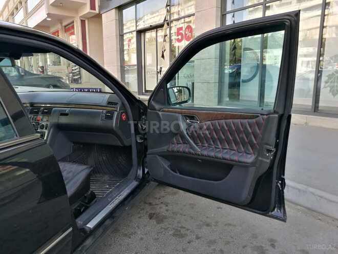 Mercedes E 270 2001, 420,000 km - 2.7 l - Bakı