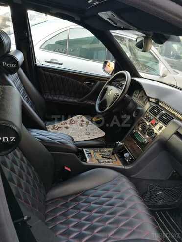 Mercedes E 270 2001, 420,000 km - 2.7 l - Bakı