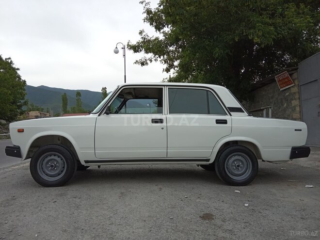 LADA (VAZ) 2107 2003, 180,000 km - 1.6 l - Şəki