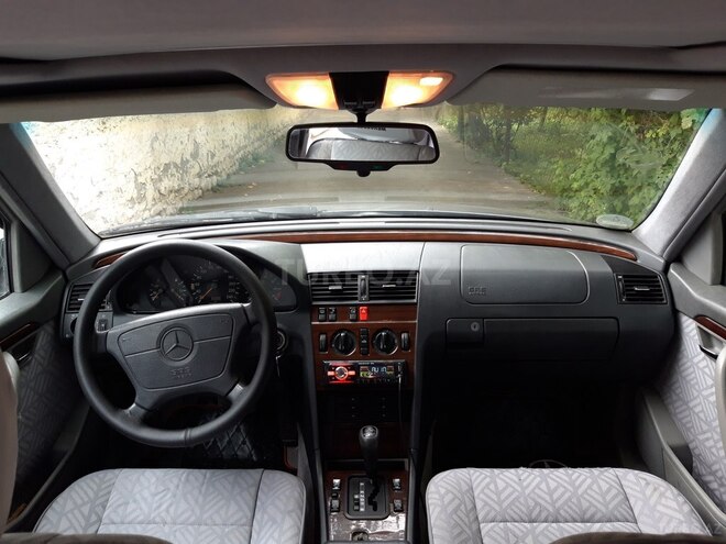 Mercedes C 200 1995, 254,954 km - 2.0 l - Bakı