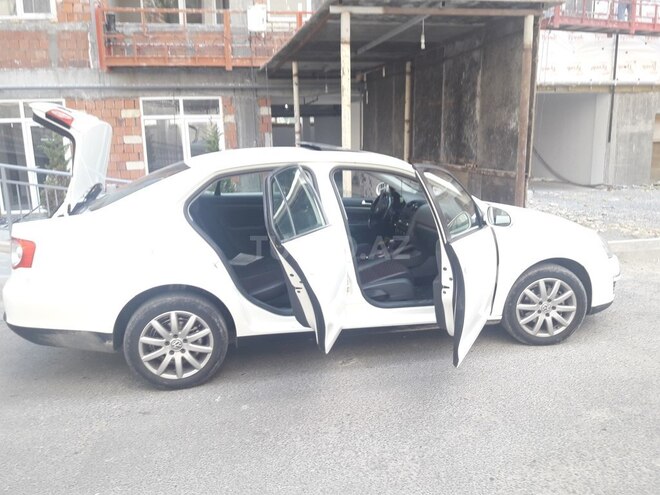 Volkswagen Jetta 2009, 156,000 km - 1.6 l - Bakı