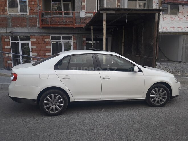 Volkswagen Jetta 2009, 156,000 km - 1.6 l - Bakı