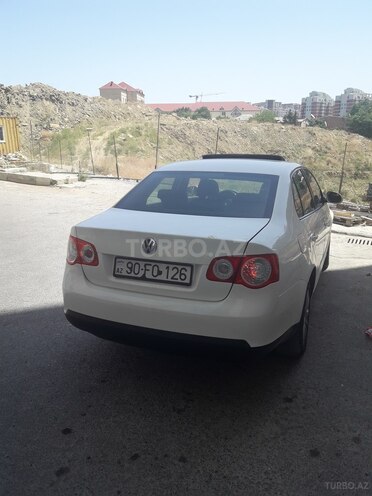 Volkswagen Jetta 2009, 156,000 km - 1.6 l - Bakı