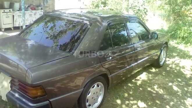 Mercedes 190 1990, 231,978 km - 1.8 l - Mingəçevir