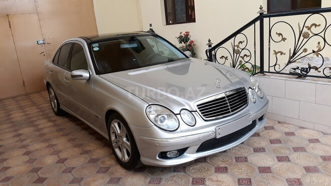 Mercedes E 240 2002, 304,201 km - 2.6 l - Gəncə
