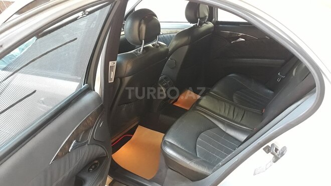 Mercedes E 240 2002, 304,201 km - 2.6 l - Gəncə