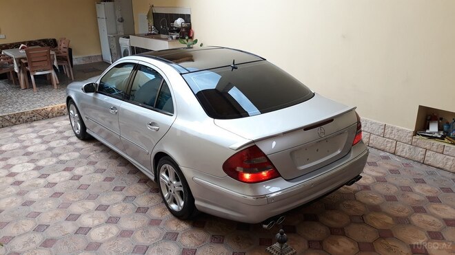 Mercedes E 240 2002, 304,201 km - 2.6 l - Gəncə