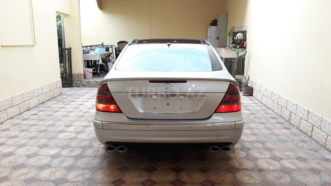 Mercedes E 240 2002, 304,201 km - 2.6 l - Gəncə