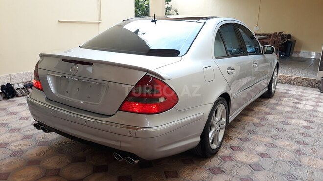 Mercedes E 240 2002, 304,201 km - 2.6 l - Gəncə
