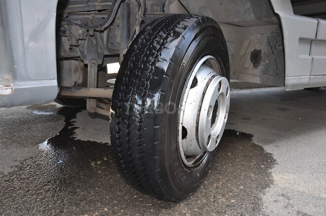 Mercedes Atego 815 2002, 480,535 km - 4.3 l - Bakı