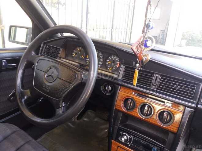 Mercedes 190 1992, 316,704 km - 2.0 l - Astara