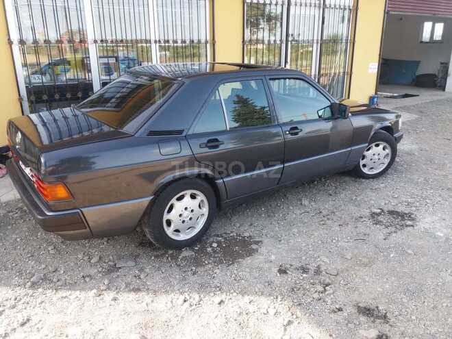 Mercedes 190 1992, 316,704 km - 2.0 l - Astara
