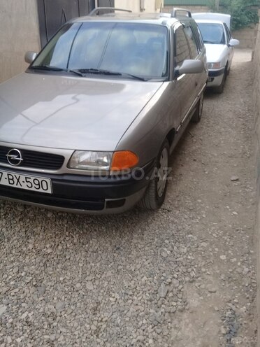 Opel Astra 1996, 321,400 km - 1.6 l - Bakı