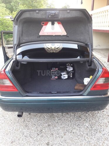Mercedes C 200 1995, 460,609 km - 2.0 l - Astara