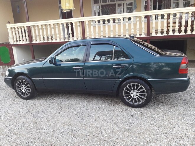Mercedes C 200 1995, 460,609 km - 2.0 l - Astara