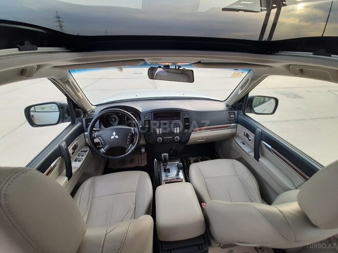 Mitsubishi Pajero 2009, 135,008 km - 3.0 л - Sumqayıt