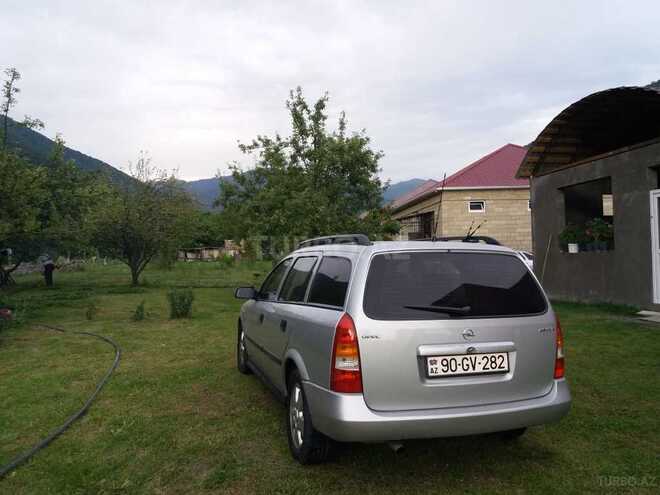 Opel Astra 2009, 128,900 km - 1.8 l - Zaqatala