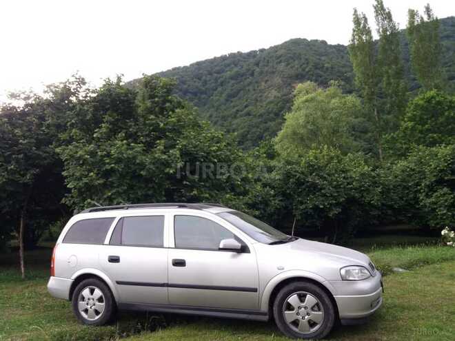 Opel Astra 2009, 128,900 km - 1.8 l - Zaqatala