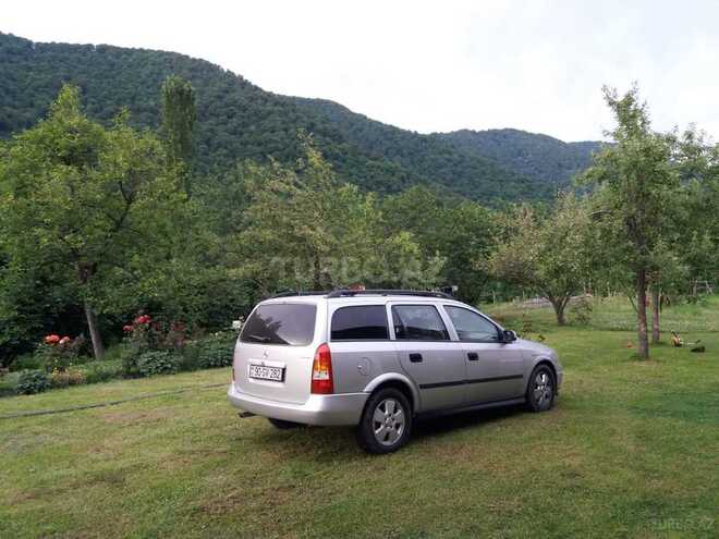 Opel Astra 2009, 128,900 km - 1.8 l - Zaqatala