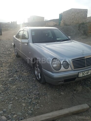 Mercedes E 230 1996, 295 km - 2.3 l - Bakı