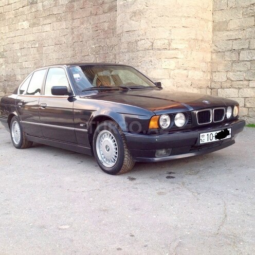 BMW 525 1995, 215,000 km - 0.3 l - Bakı