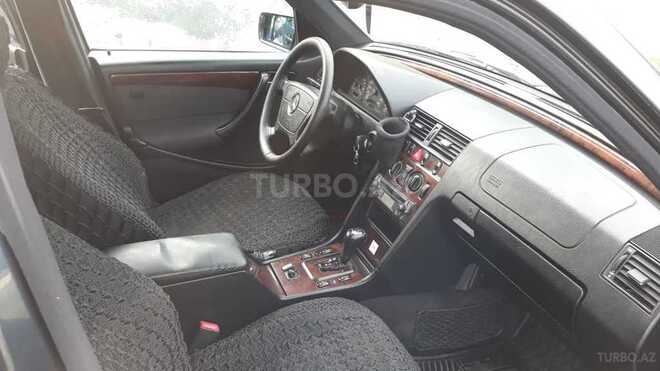 Mercedes C 200 2000, 173,435 km - 2.0 l - Zaqatala
