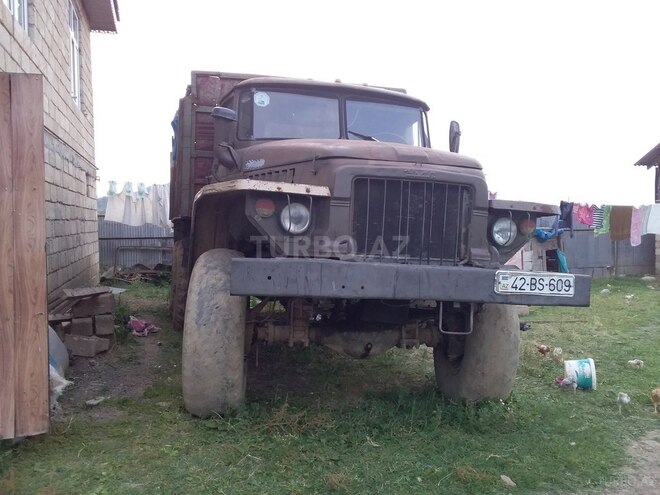Ural 4320 1977, 890,000 km - 7.0 l - Lənkəran