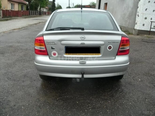 Opel Astra 2005, 220,000 km - 1.4 l - Bakı