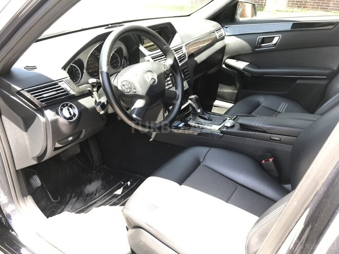 Mercedes E 220 2011, 185,000 km - 2.2 л - Bakı