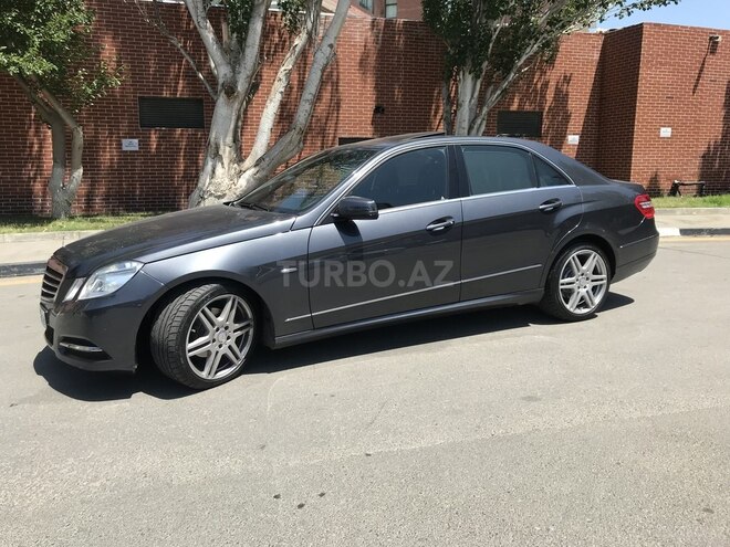 Mercedes E 220 2011, 185,000 km - 2.2 л - Bakı