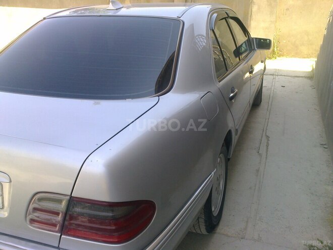 Mercedes E 240 1998, 347,000 km - 2.4 l - Xırdalan