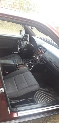 Mercedes C 250 1995, 357,000 km - 2.5 l - Qazax