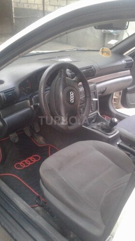 Audi A4 1997, 275,214 km - 1.8 l - Şəmkir