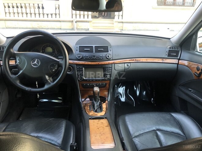 Mercedes E 320 2004, 300,000 km - 3.2 l - Sumqayıt