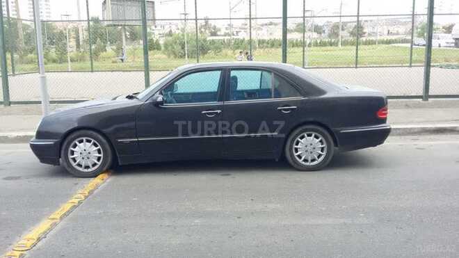 Mercedes E 240 2000, 140,000 km - 2.6 l - Bakı